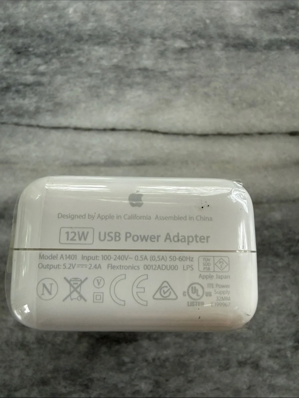 Apple USB White Compact Power Adapter Charger